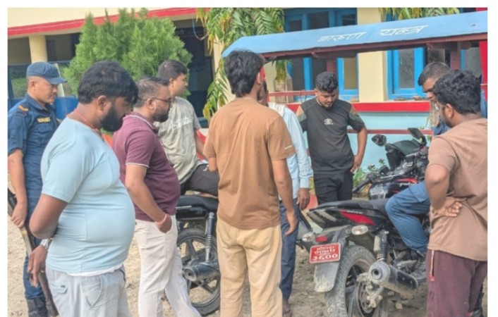 जीपीएसले देखाएको लोकेसन पछ्याउँदा शाखा अधिकृतको घरबाट चोरीको मोटरसाइकल बरामद