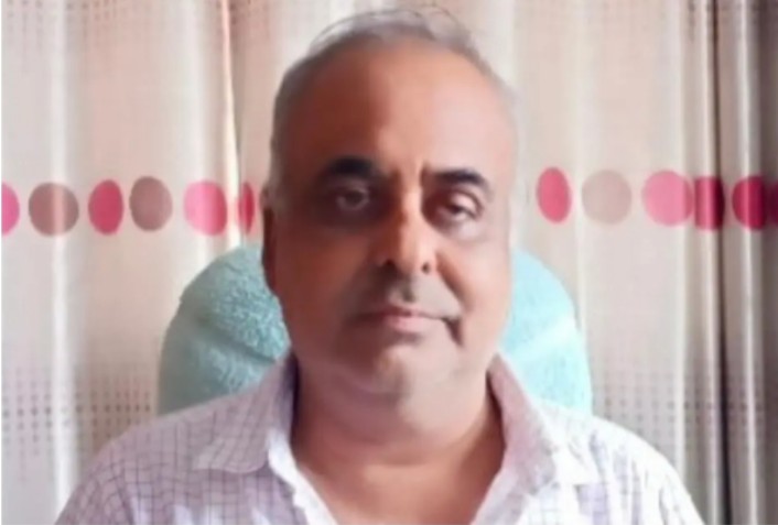 वीरगन्जका उद्योगपति तथा रुङ्गटा ग्रुपका सञ्चालक सुरेश रुङ्गटाले बाढीपीडितका लागि दिए २ कराेड १ लाख रुपैयाँ