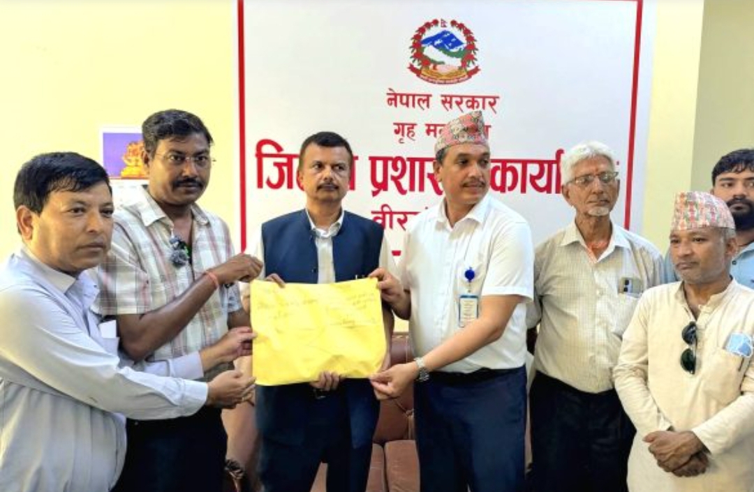 सरकारी बिज्ञापन नीतिविरुद्ध महासंघ पर्साद्वारा हस्ताक्षर प्रधानमन्त्री कार्यालयमा पठाइयो