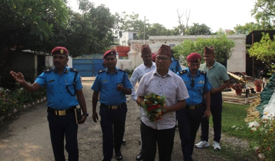 प्रहरी प्रदेश कार्यालय वीरगंजमा नयाँ प्रमुख, एसएसपी मगरद्वारा पदभार ग्रहण।